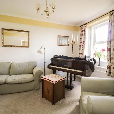 Coombs View Holiday home